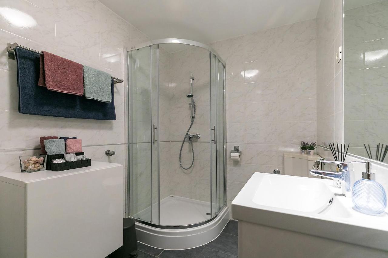 Apartment Dama