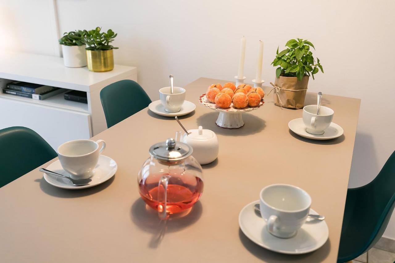 Dama Apartment